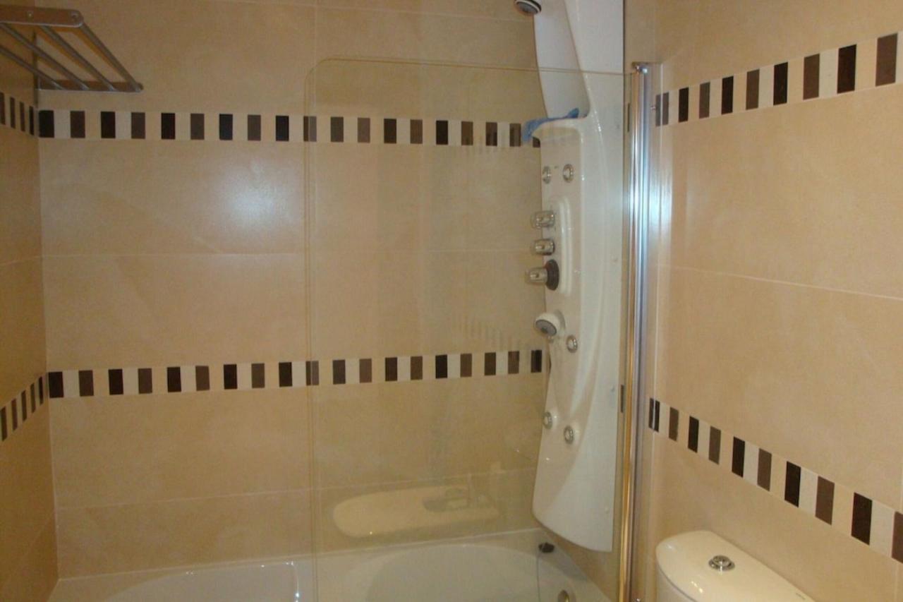 Апартаменты Olhos De Agua 1Br With Pool, Ac And Free Parking Албуфейра Экстерьер фото